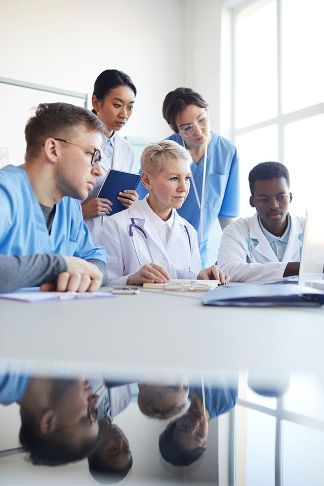 PCI Optimization Course Overview for Physicians Expanding OCT Skills